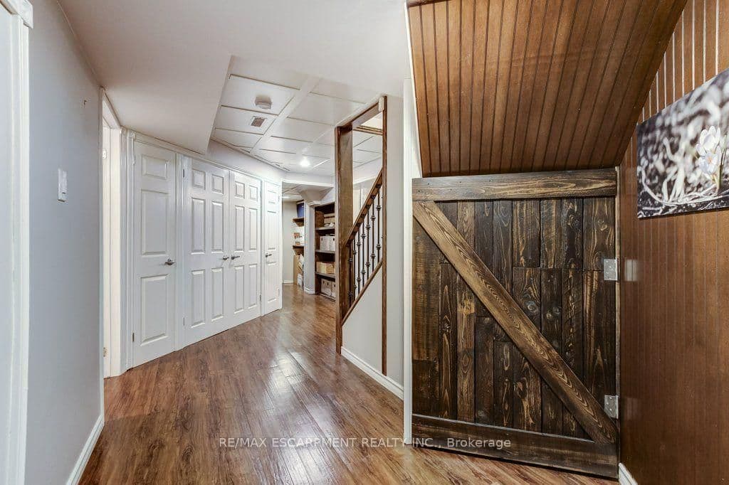 2527 Andover Road thumbnail 42