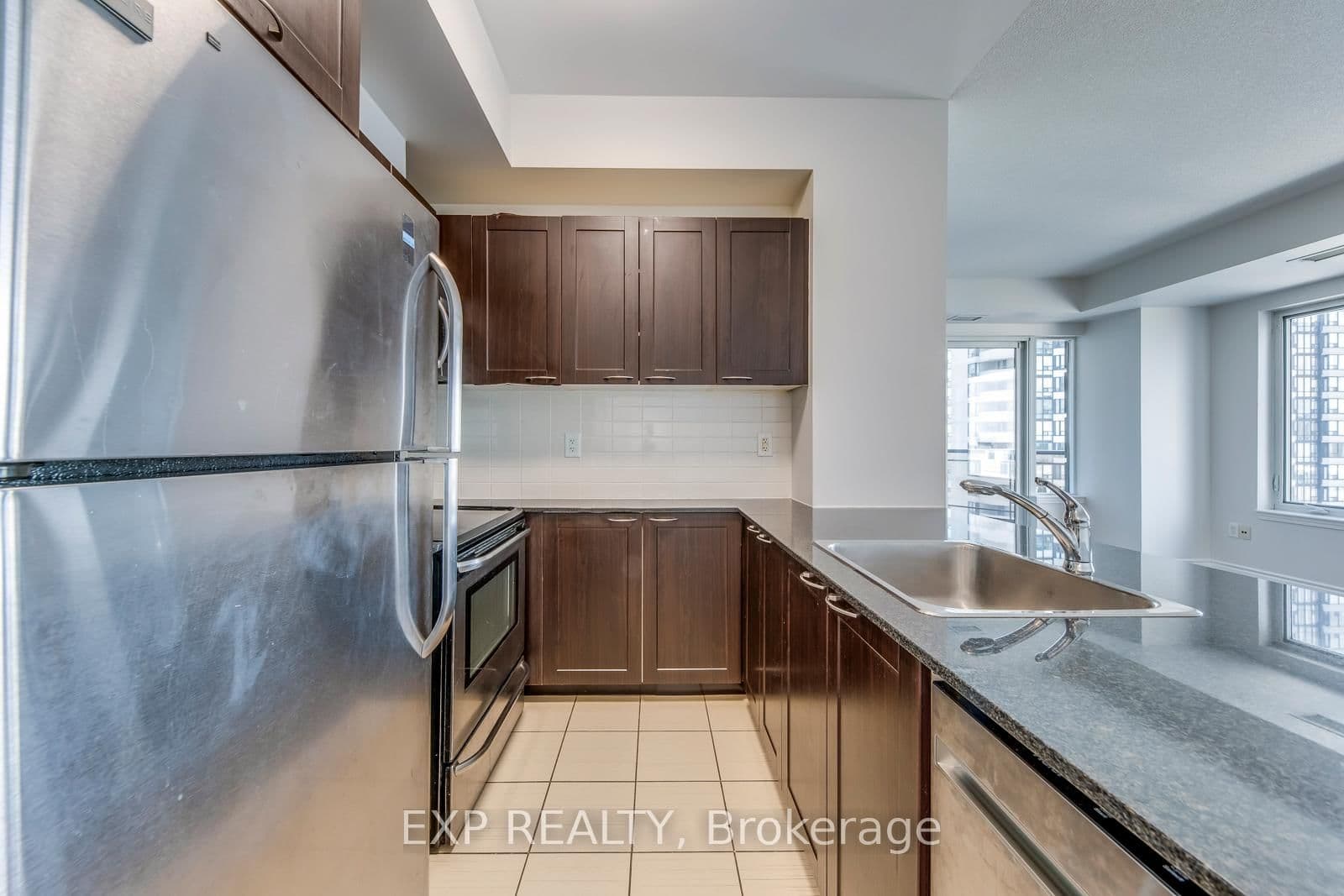 385 Prince Of Wales Drive, Unit 1011 thumbnail 11