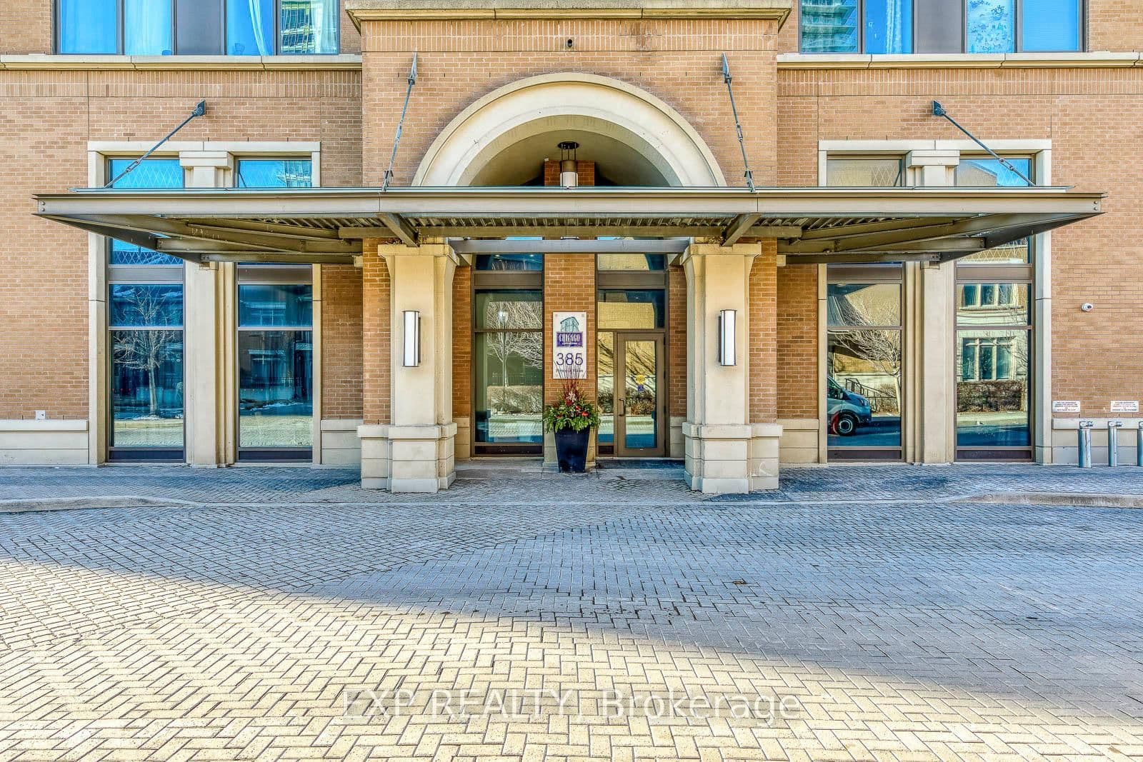 385 Prince Of Wales Drive, Unit 1011 thumbnail 3