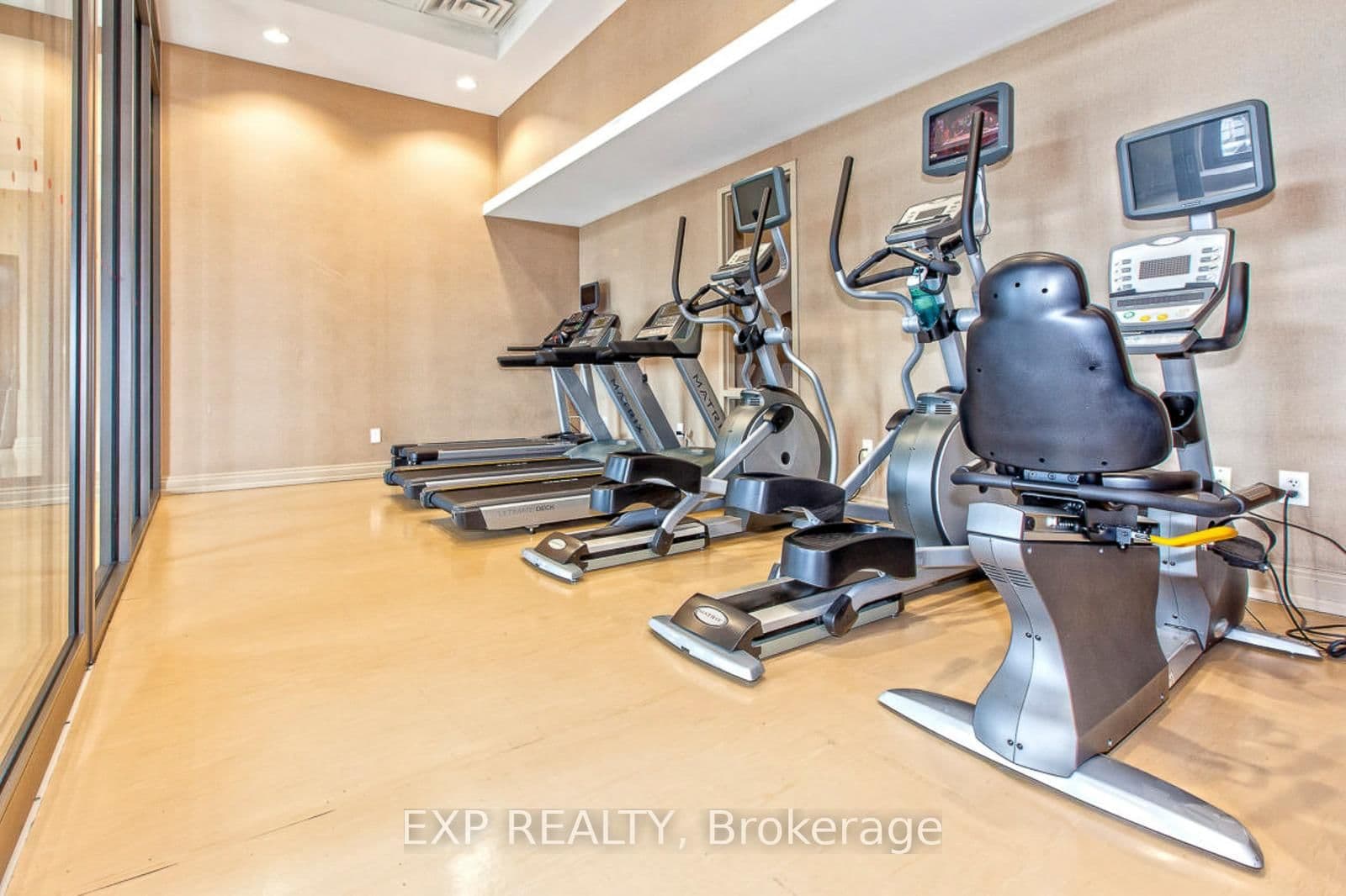 385 Prince Of Wales Drive, Unit 1011 thumbnail 43