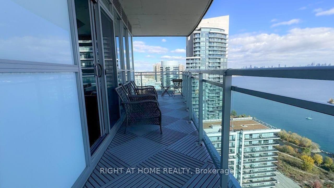 33 Shore Breeze Drive, Unit 2809 thumbnail 13