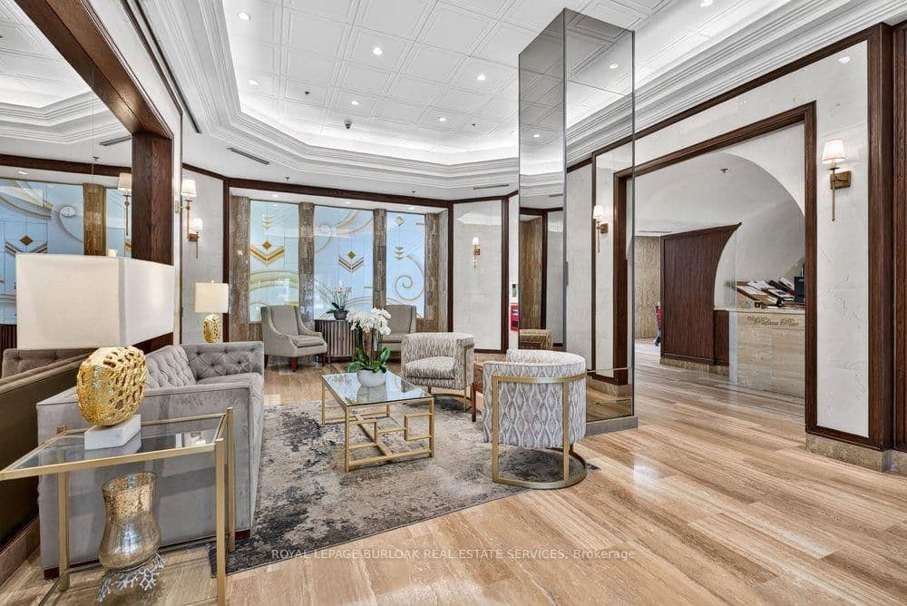 2045 Lake Shore Boulevard W, Unit 2901 thumbnail 3
