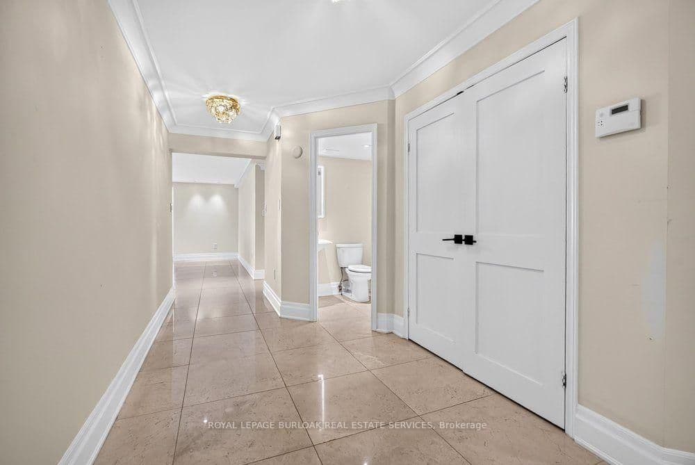 2045 Lake Shore Boulevard W, Unit 2901 thumbnail 5