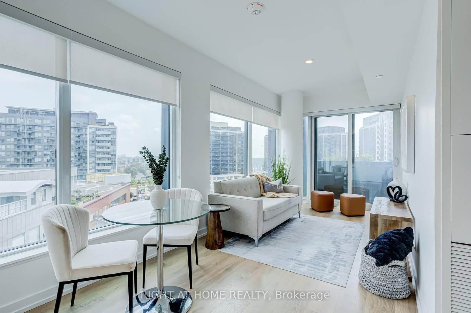 #908 - 1100 Sheppard Avenue W