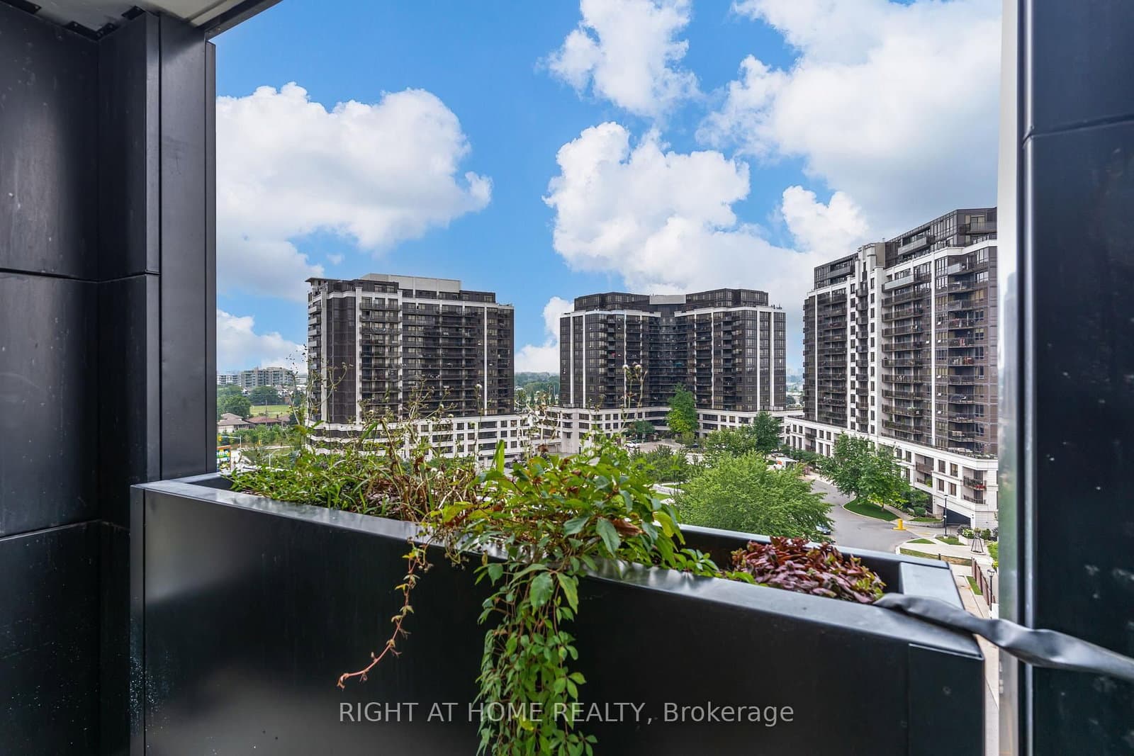 1100 Sheppard Avenue W, Unit 908 thumbnail 27