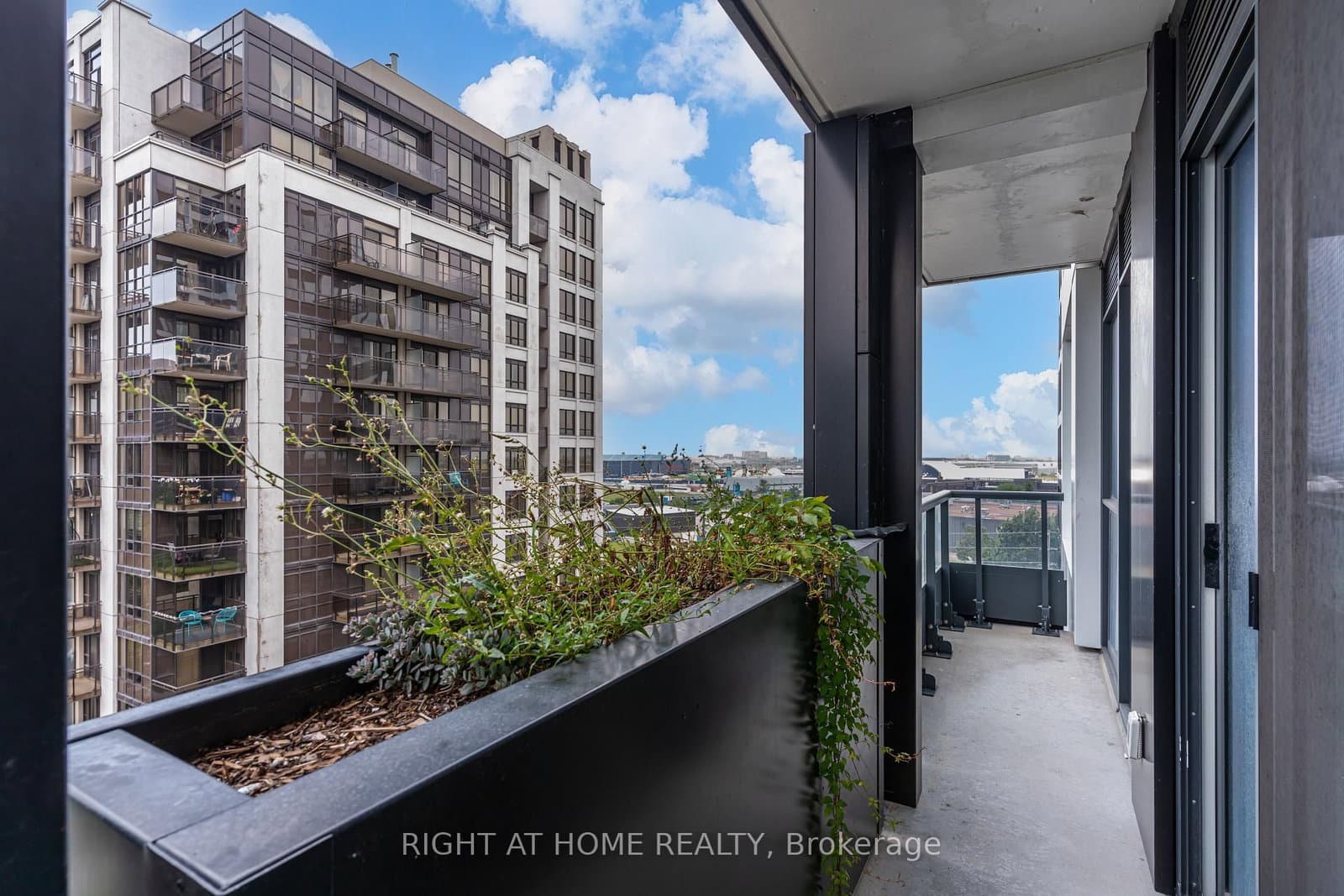 1100 Sheppard Avenue W, Unit 908 thumbnail 28