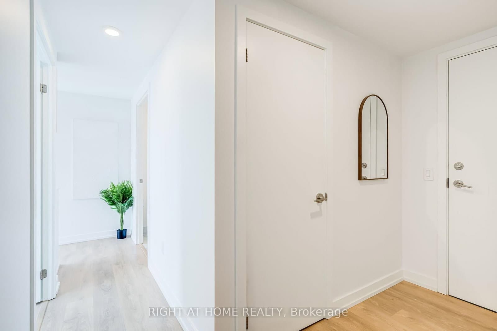 1100 Sheppard Avenue W, Unit 908 thumbnail 31
