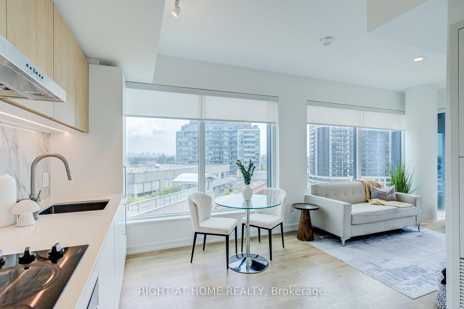 1100 Sheppard Avenue W, Unit 908 thumbnail 8