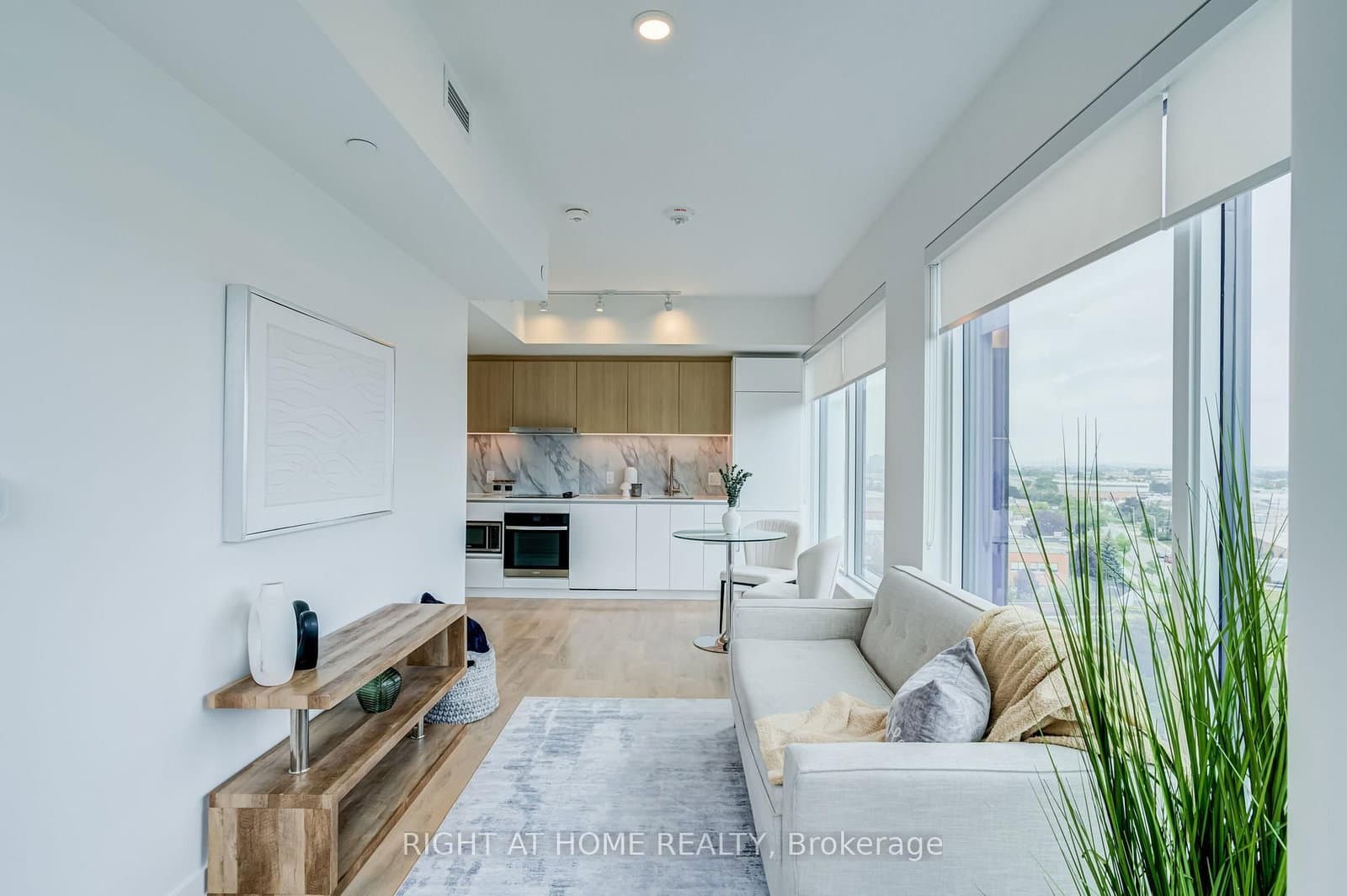 1100 Sheppard Avenue W, Unit 908 thumbnail 9