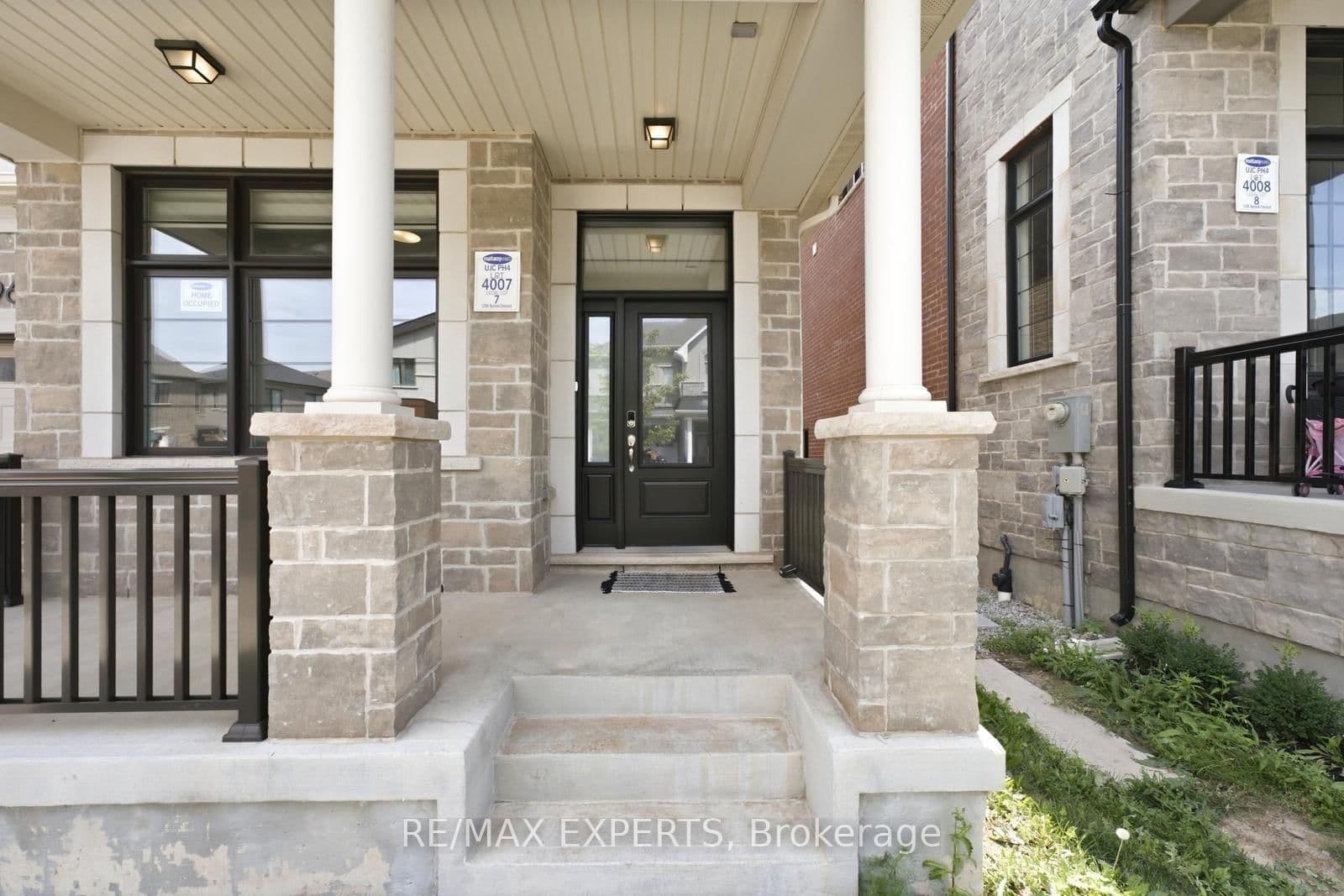 1296 Aymond Crescent W thumbnail 2