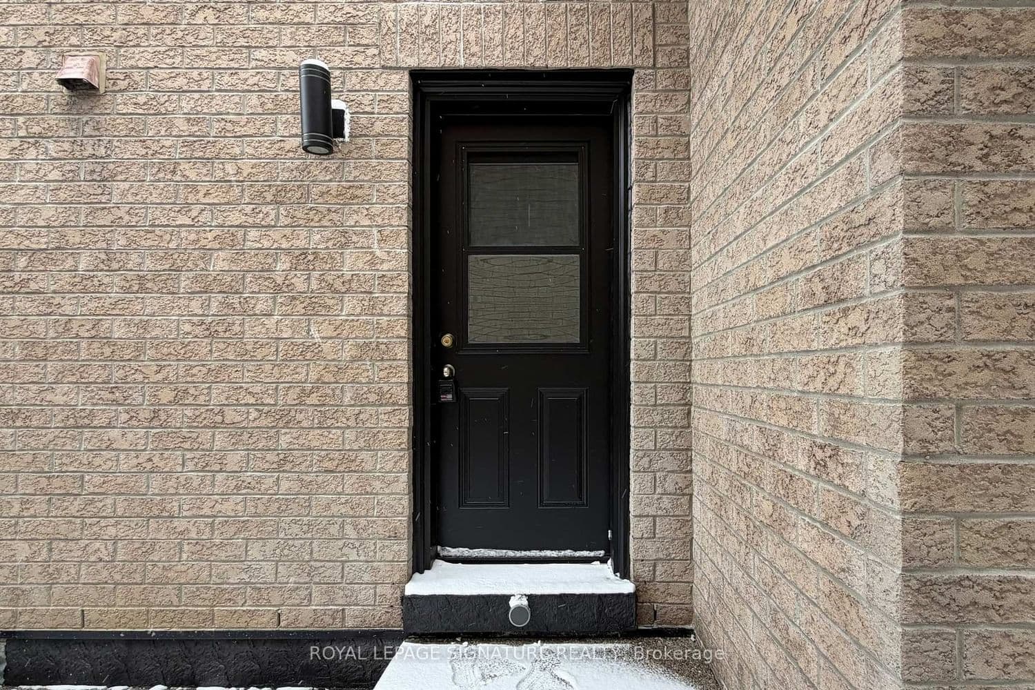 38 Havanna Crescent, Unit Basement thumbnail 35