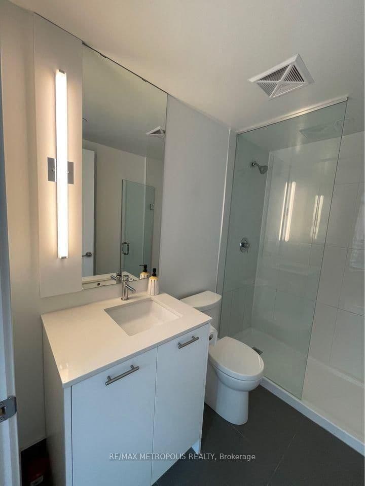 180 Veterans Drive, Unit 209 thumbnail 26