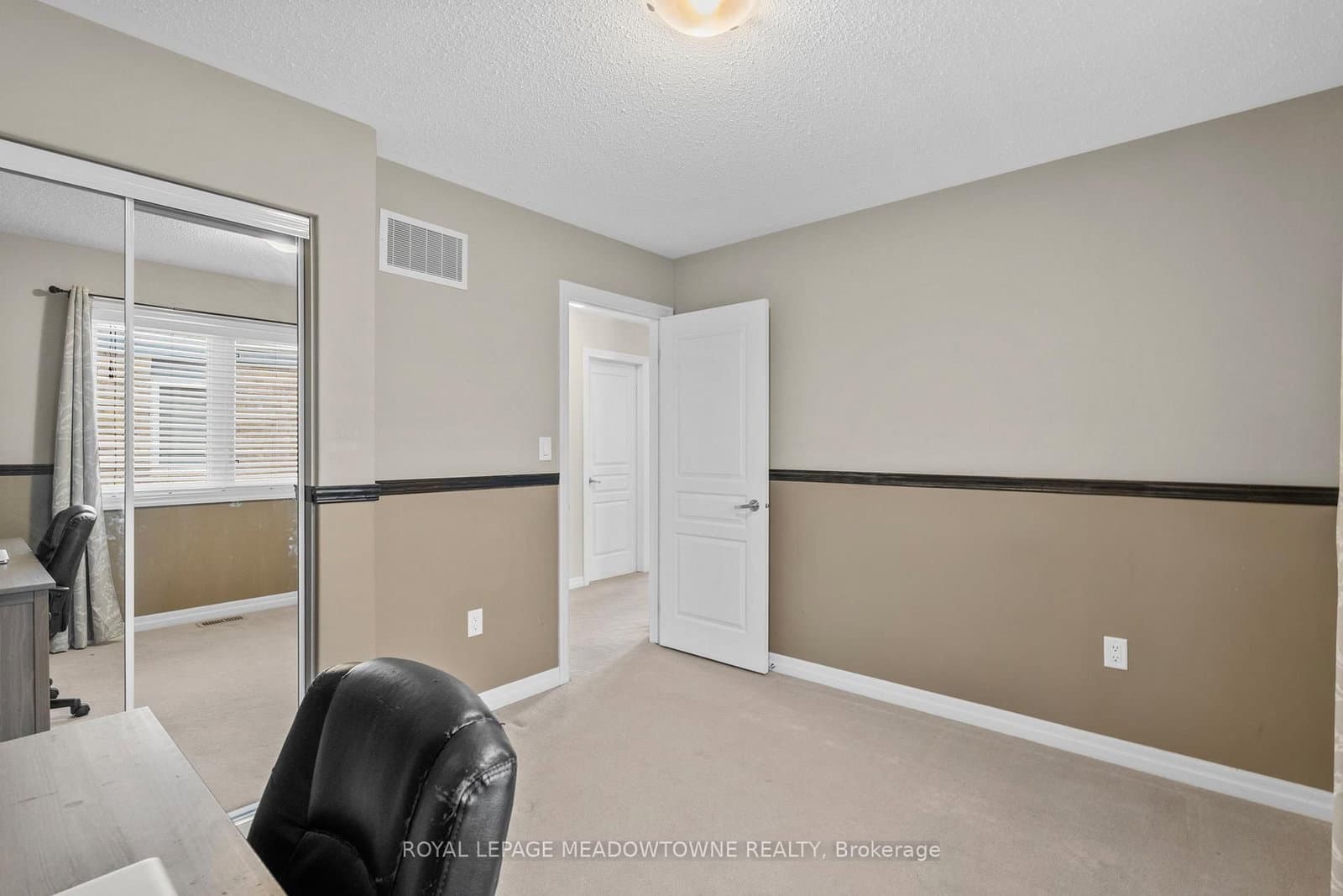 589 Bartleman Terrace thumbnail 30
