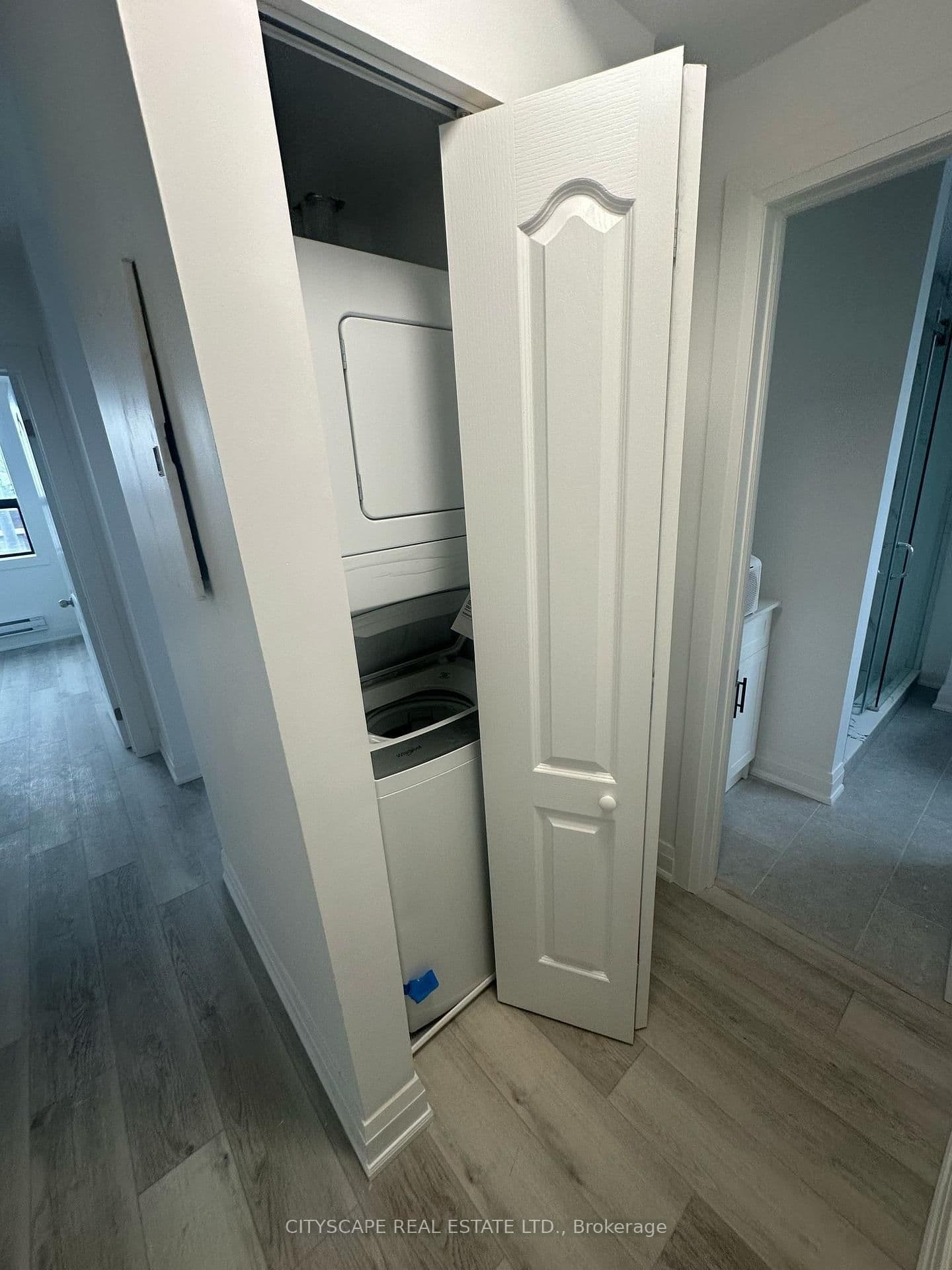 1710 St Clair Avenue W, Unit Unit 1 thumbnail 5