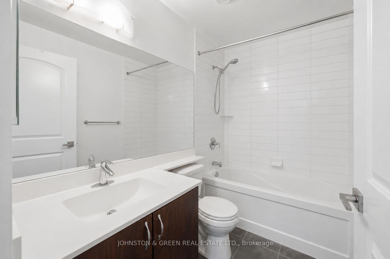 55 De Boers Drive, Unit 318 thumbnail 21