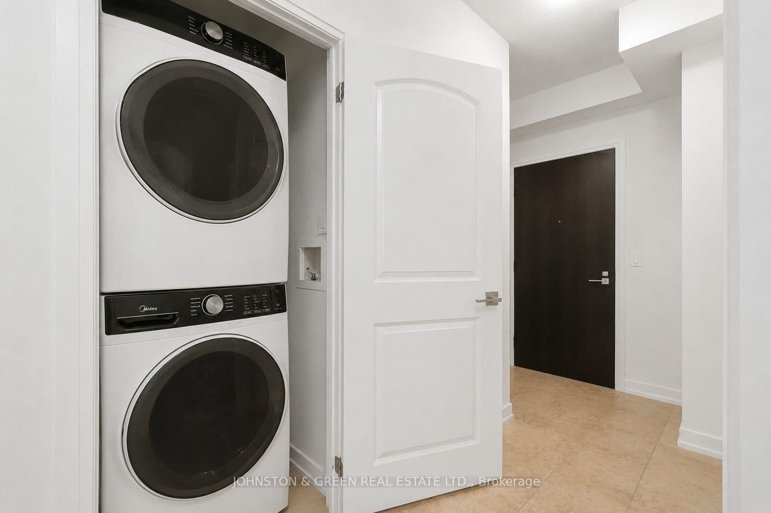 55 De Boers Drive, Unit 318 thumbnail 23