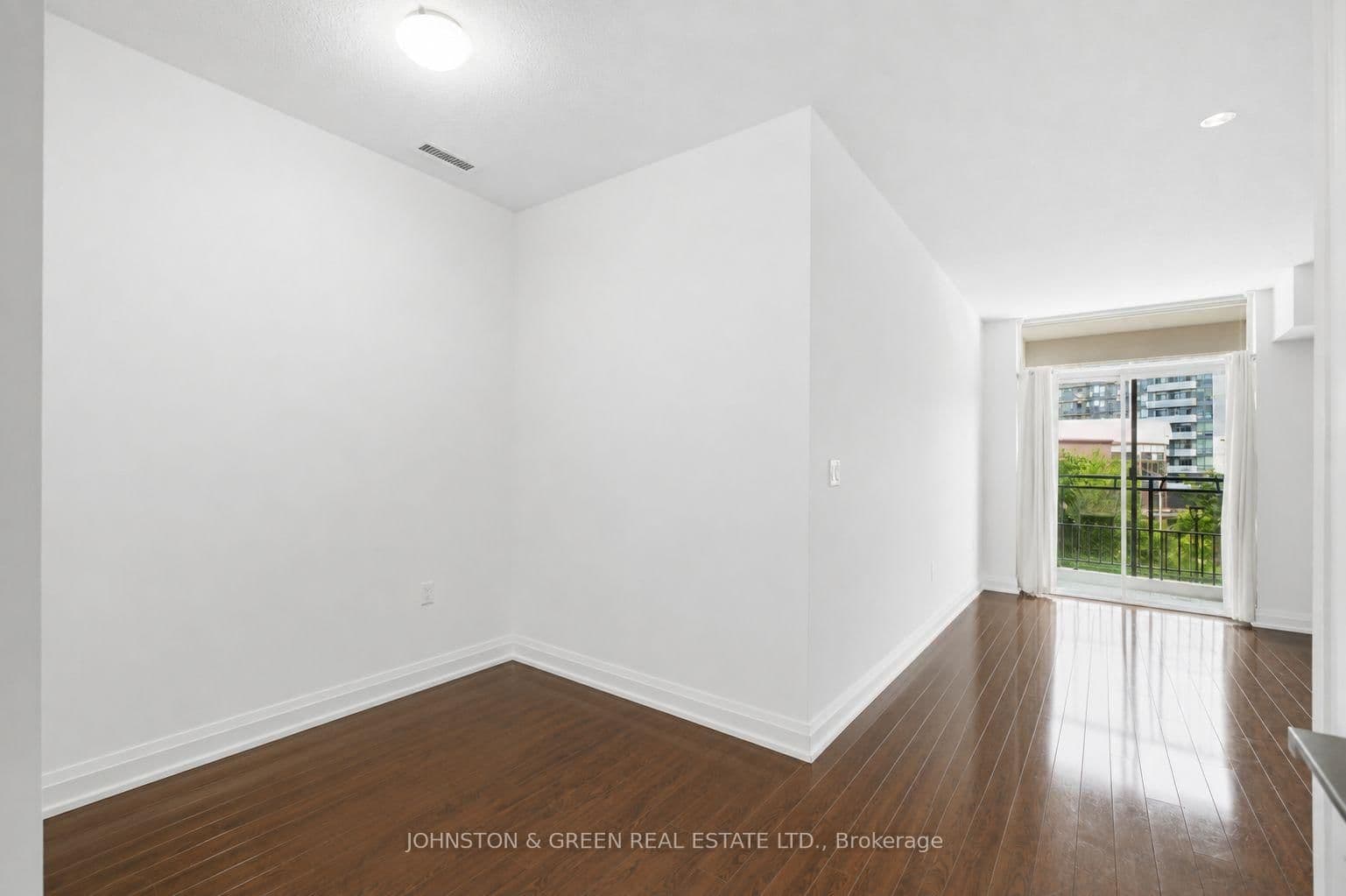 55 De Boers Drive, Unit 318 thumbnail 27