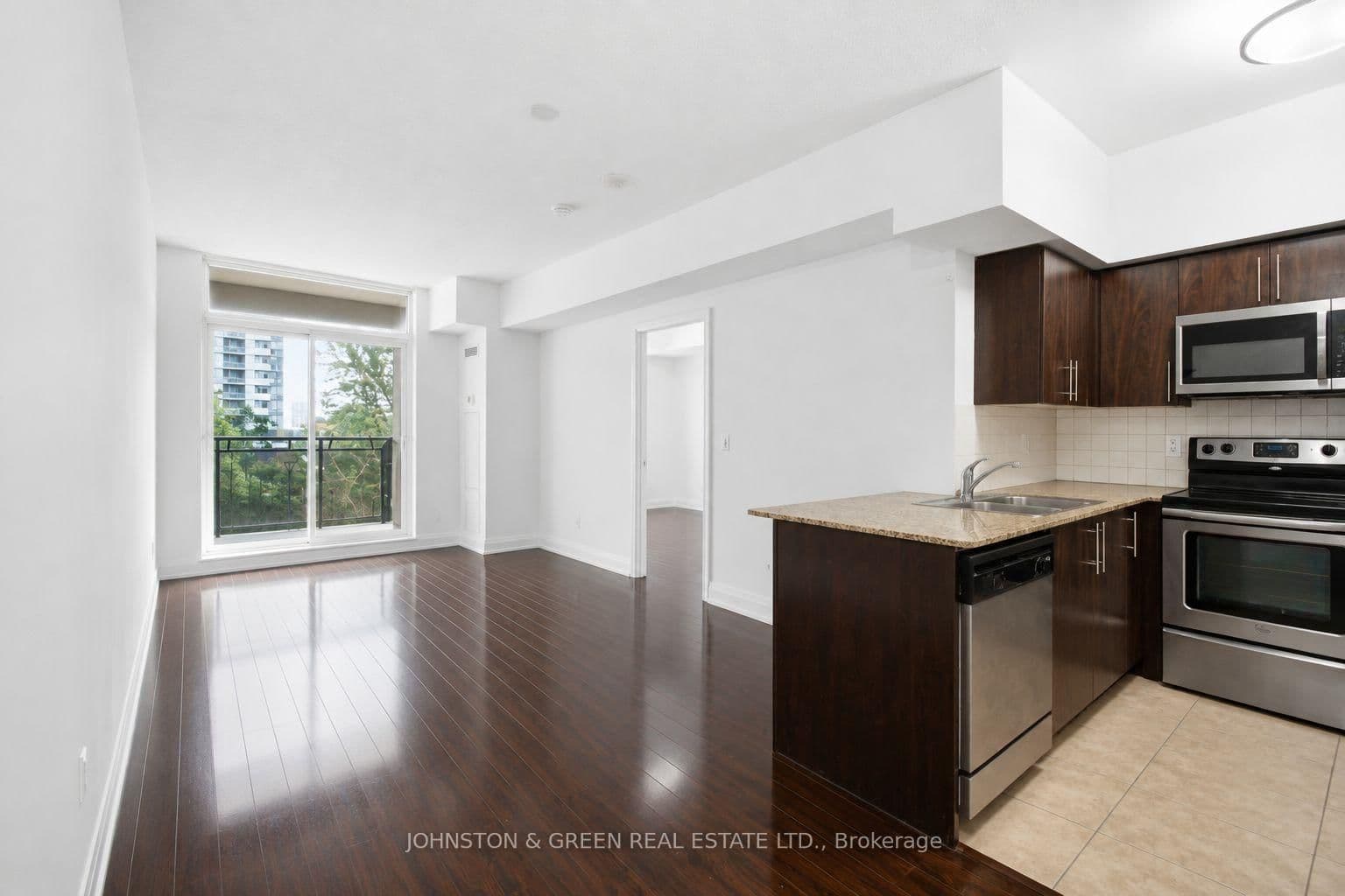 55 De Boers Drive, Unit 318 thumbnail 7