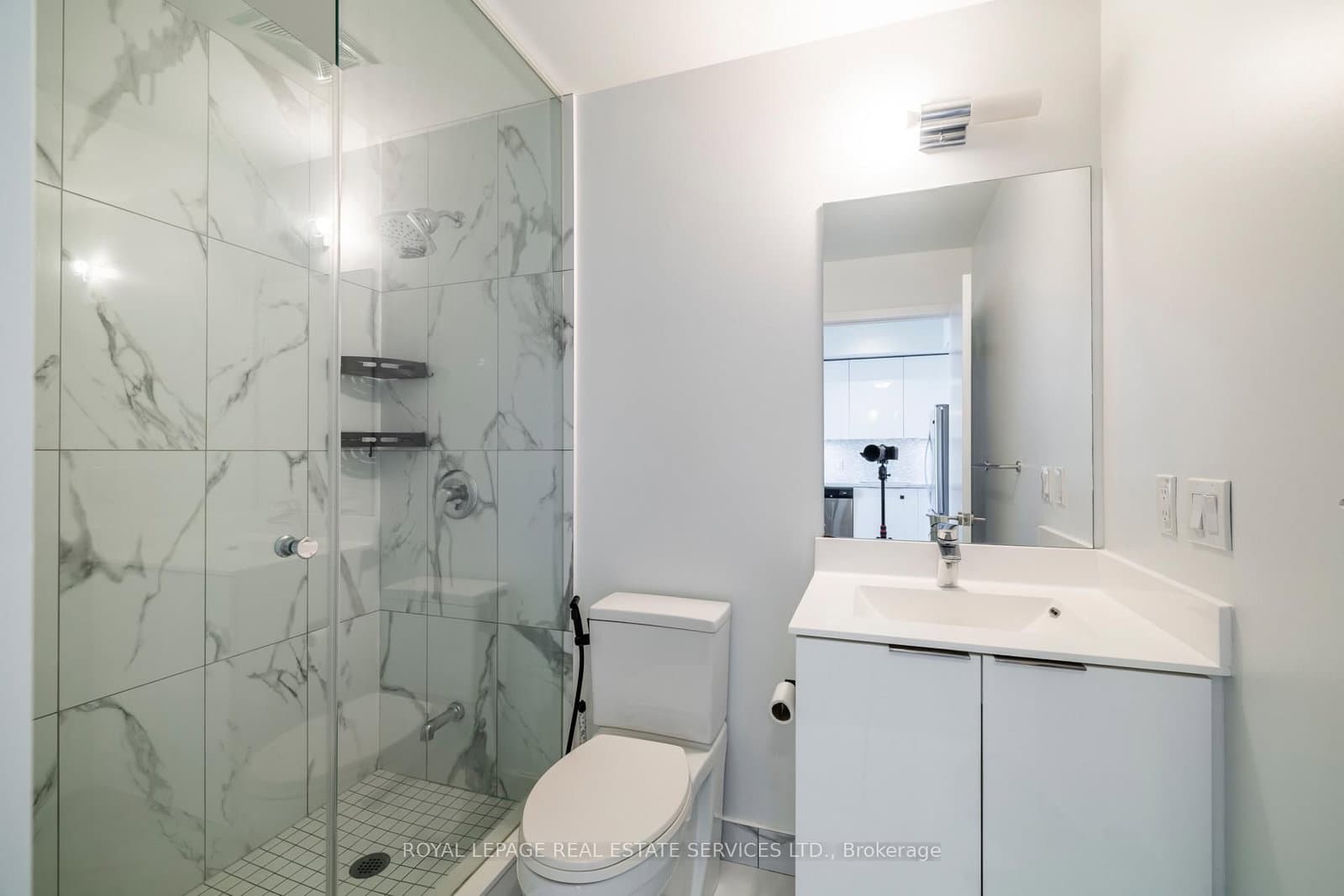 30 Shore Breeze Drive, Unit 2019 thumbnail 12