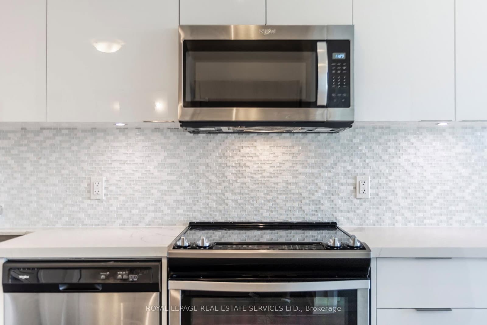 30 Shore Breeze Drive, Unit 2019 thumbnail 20