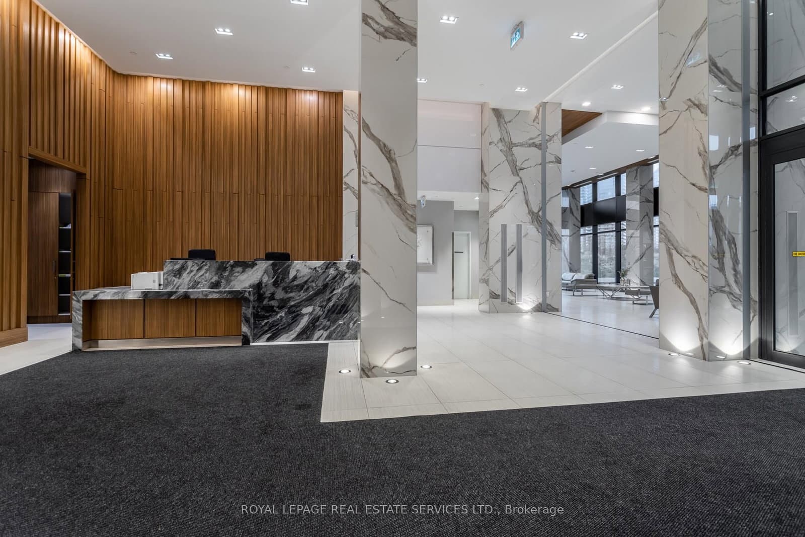 30 Shore Breeze Drive, Unit 2019 thumbnail 32