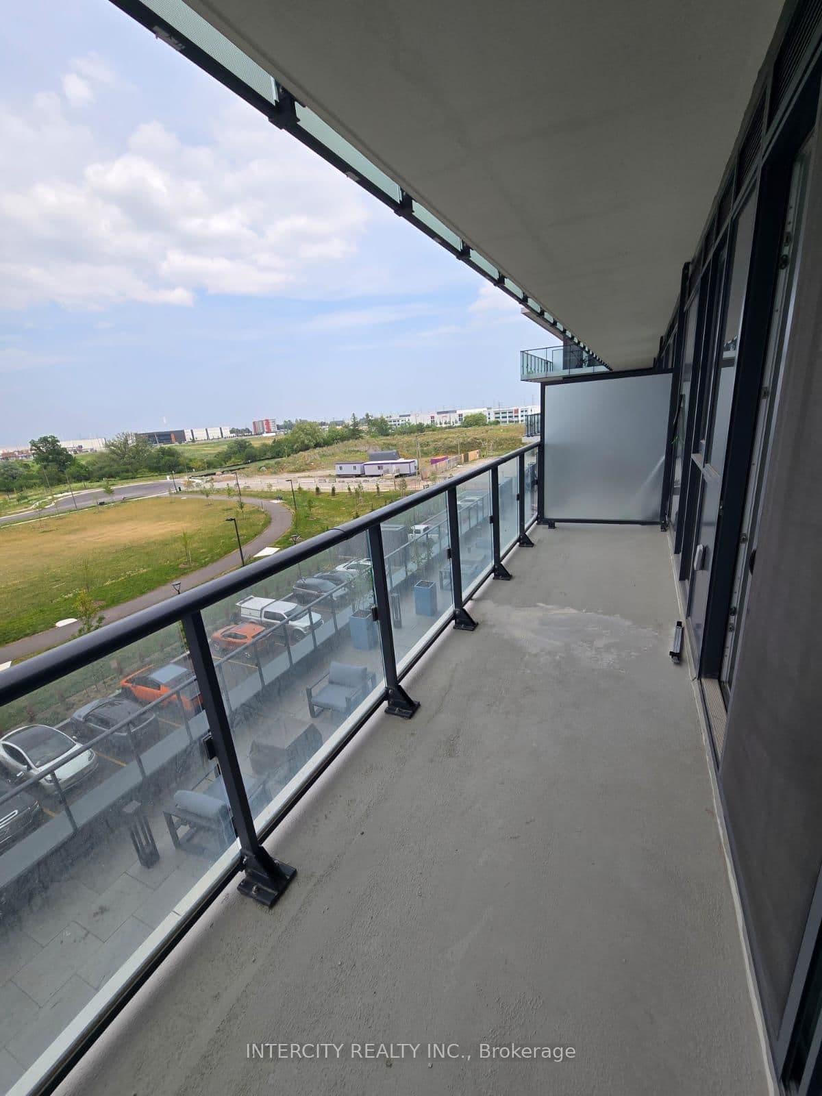 15 Skyridge Drive, Unit 324 thumbnail 12