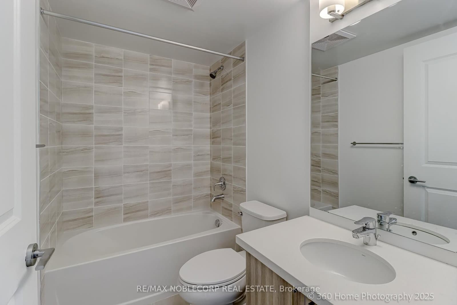 556 Marlee Avenue, Unit 508 thumbnail 14