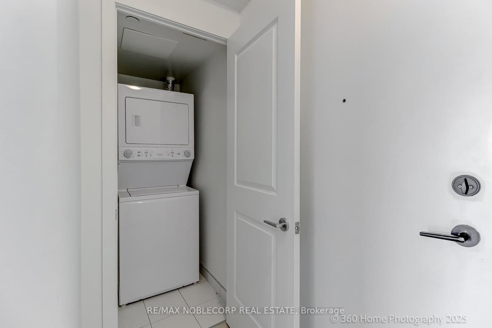 556 Marlee Avenue, Unit 508 thumbnail 16