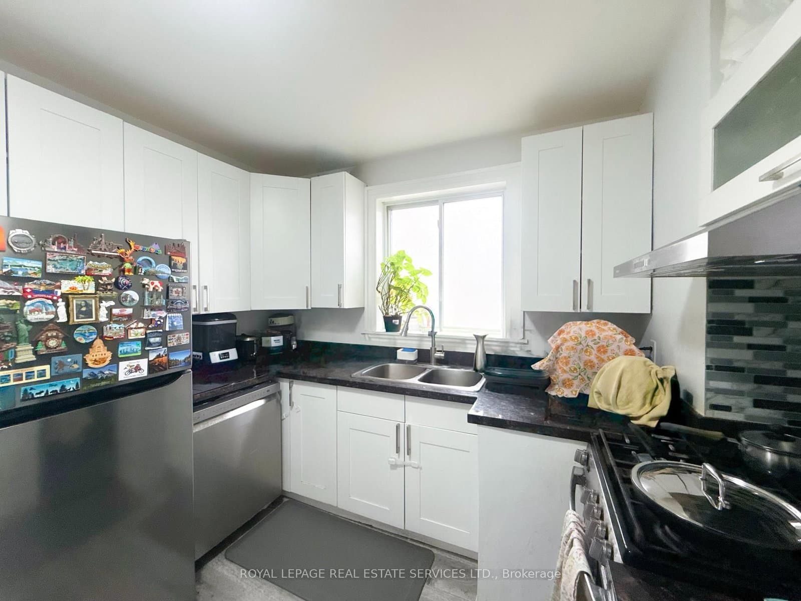 290 The East Mall, Unit Main thumbnail 12
