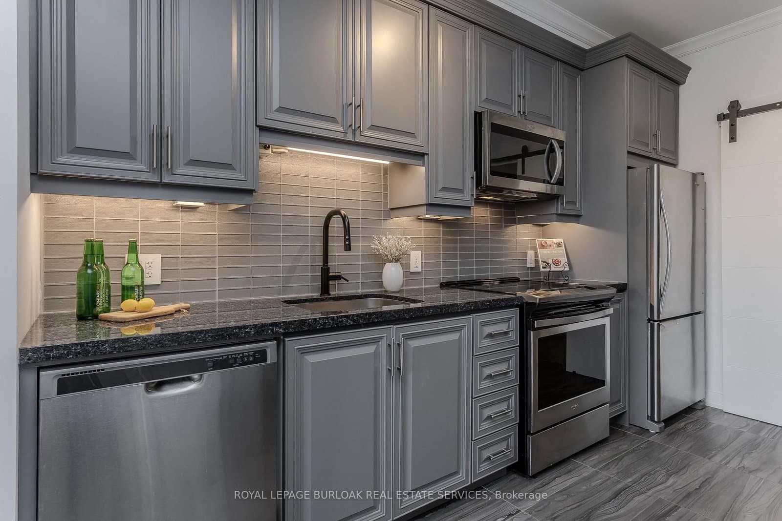 4040 Upper Middle Road, Unit 315 thumbnail 12