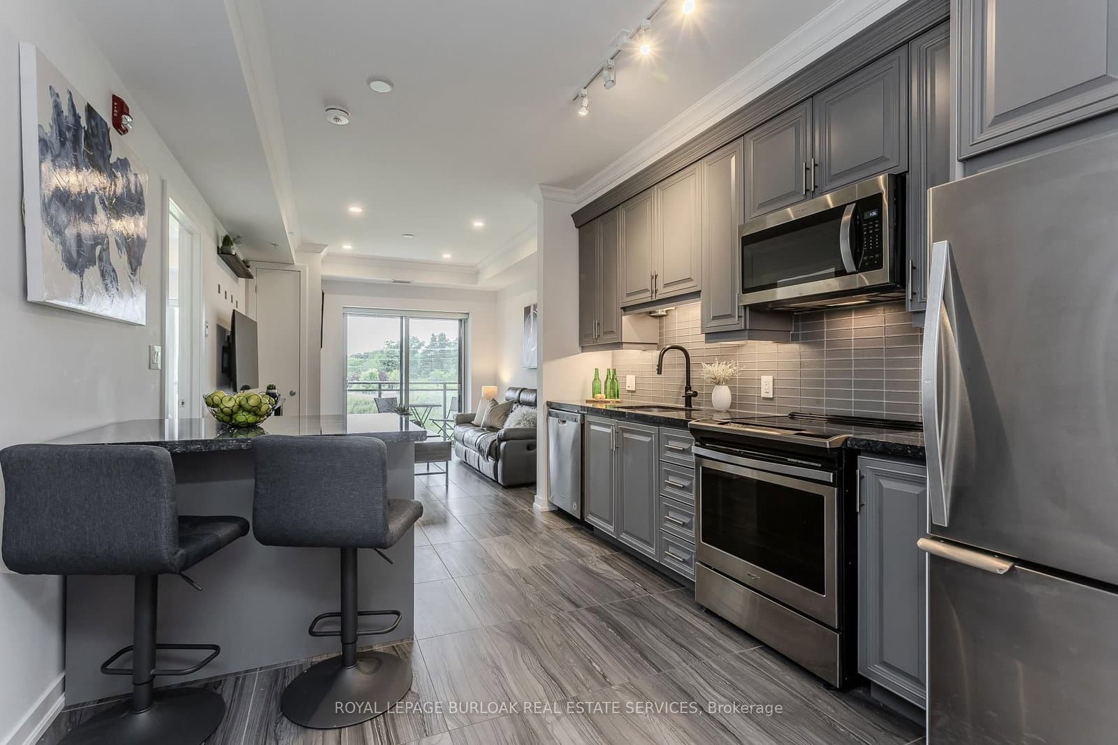 4040 Upper Middle Road, Unit 315 thumbnail 8