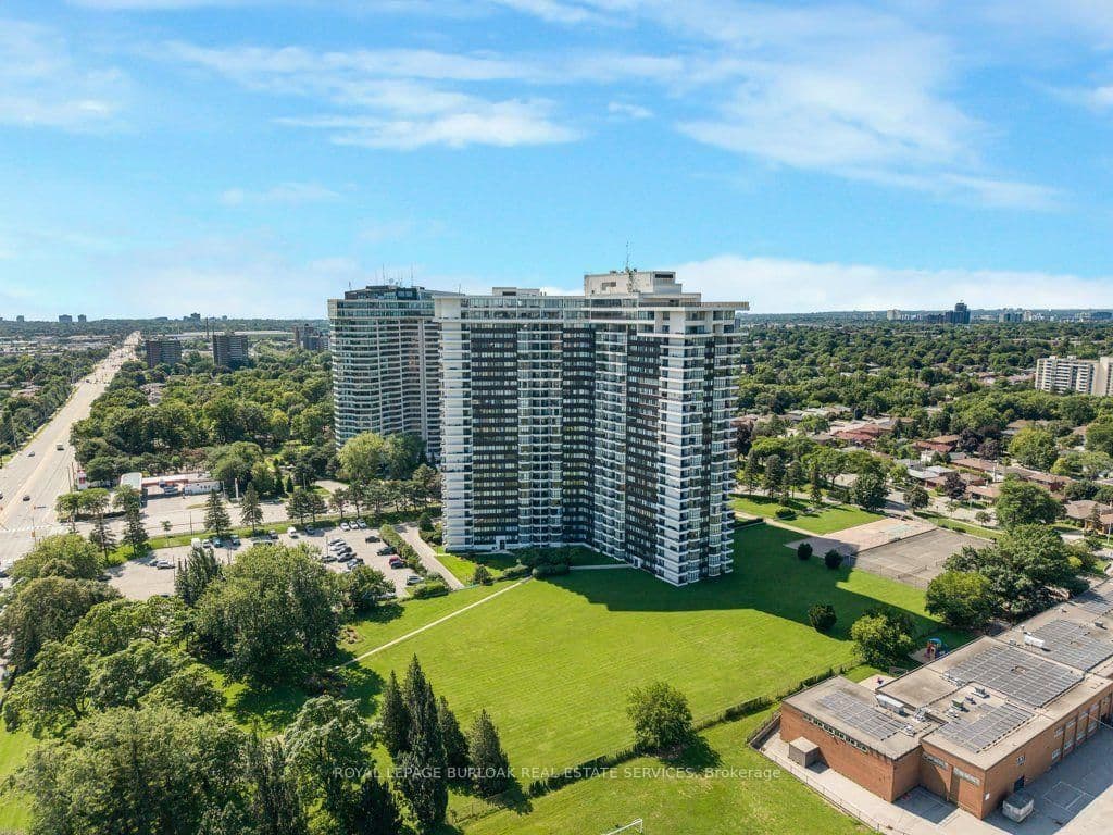 #718 - 1333 Bloor Street