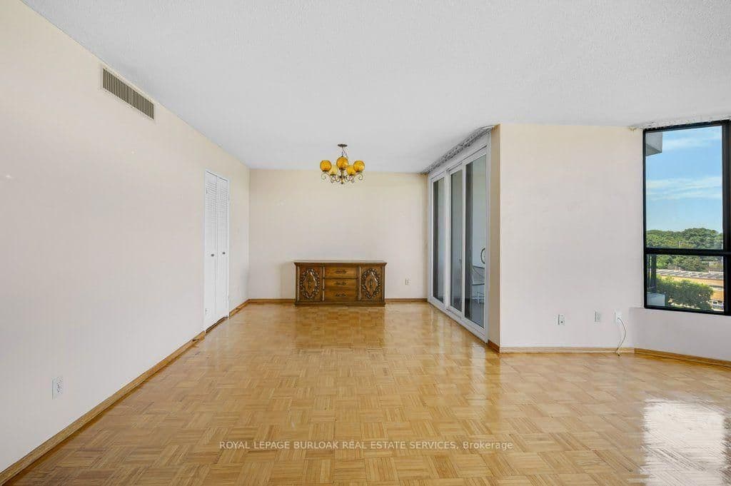 1333 Bloor Street, Unit 718 thumbnail 10