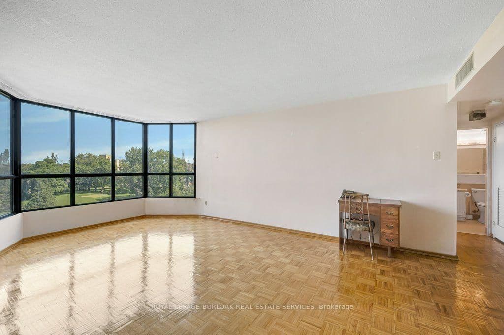 1333 Bloor Street, Unit 718 thumbnail 6