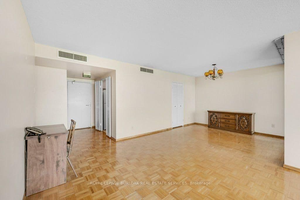 1333 Bloor Street, Unit 718 thumbnail 9