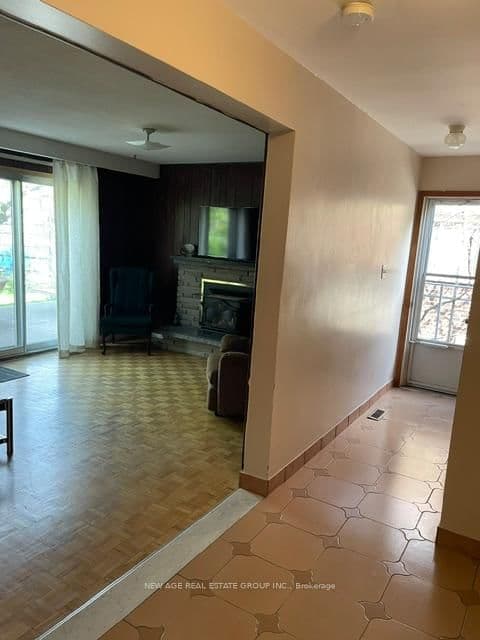 112 Anthia Drive W thumbnail 10