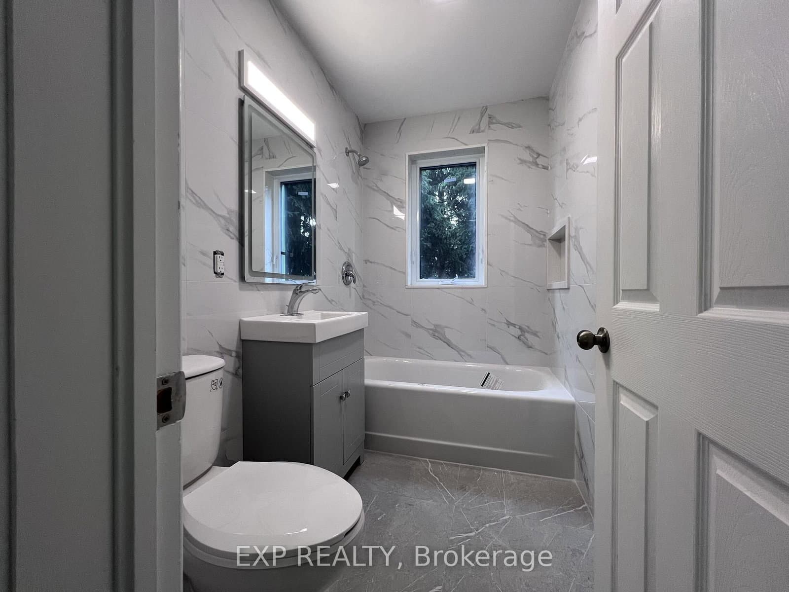 32 Heman Street, Unit 3 thumbnail 16