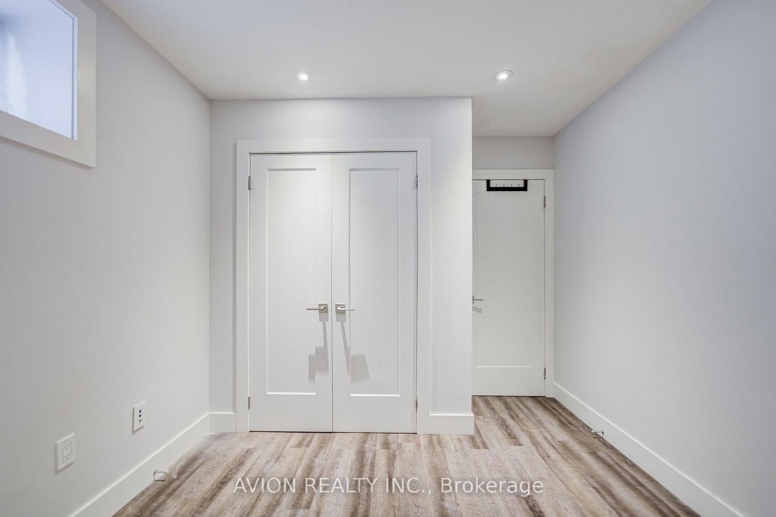 28 Monarchdale Avenue, Unit Bsmt thumbnail 25
