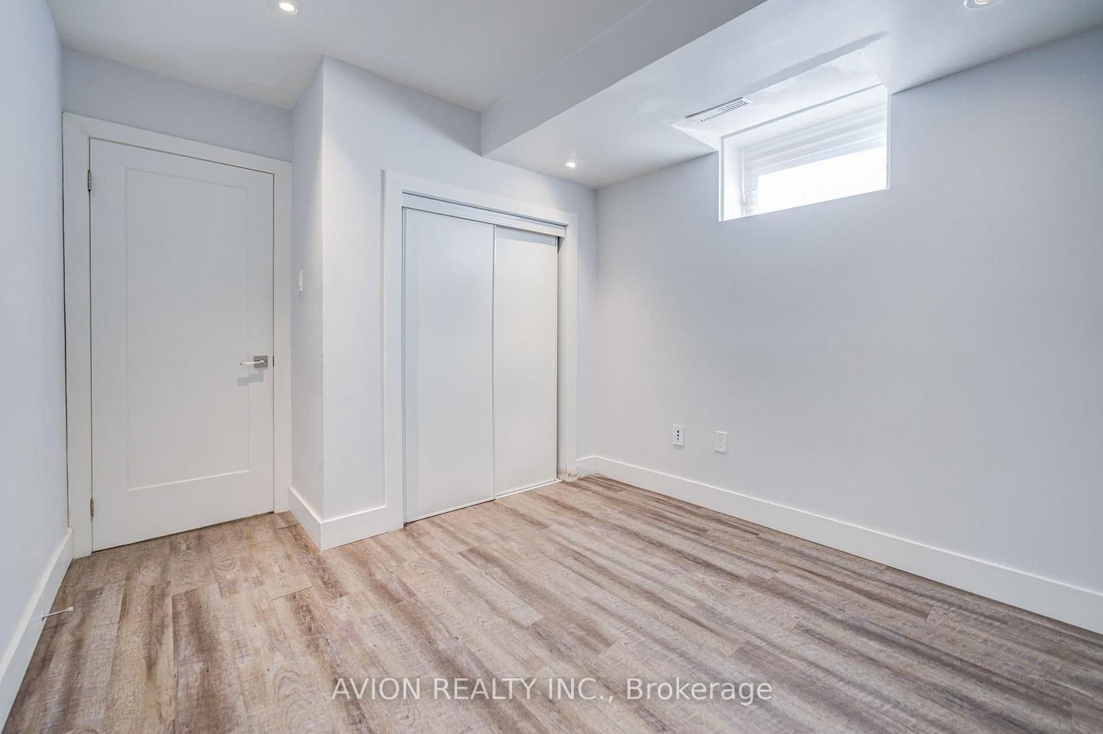 28 Monarchdale Avenue, Unit Bsmt thumbnail 27