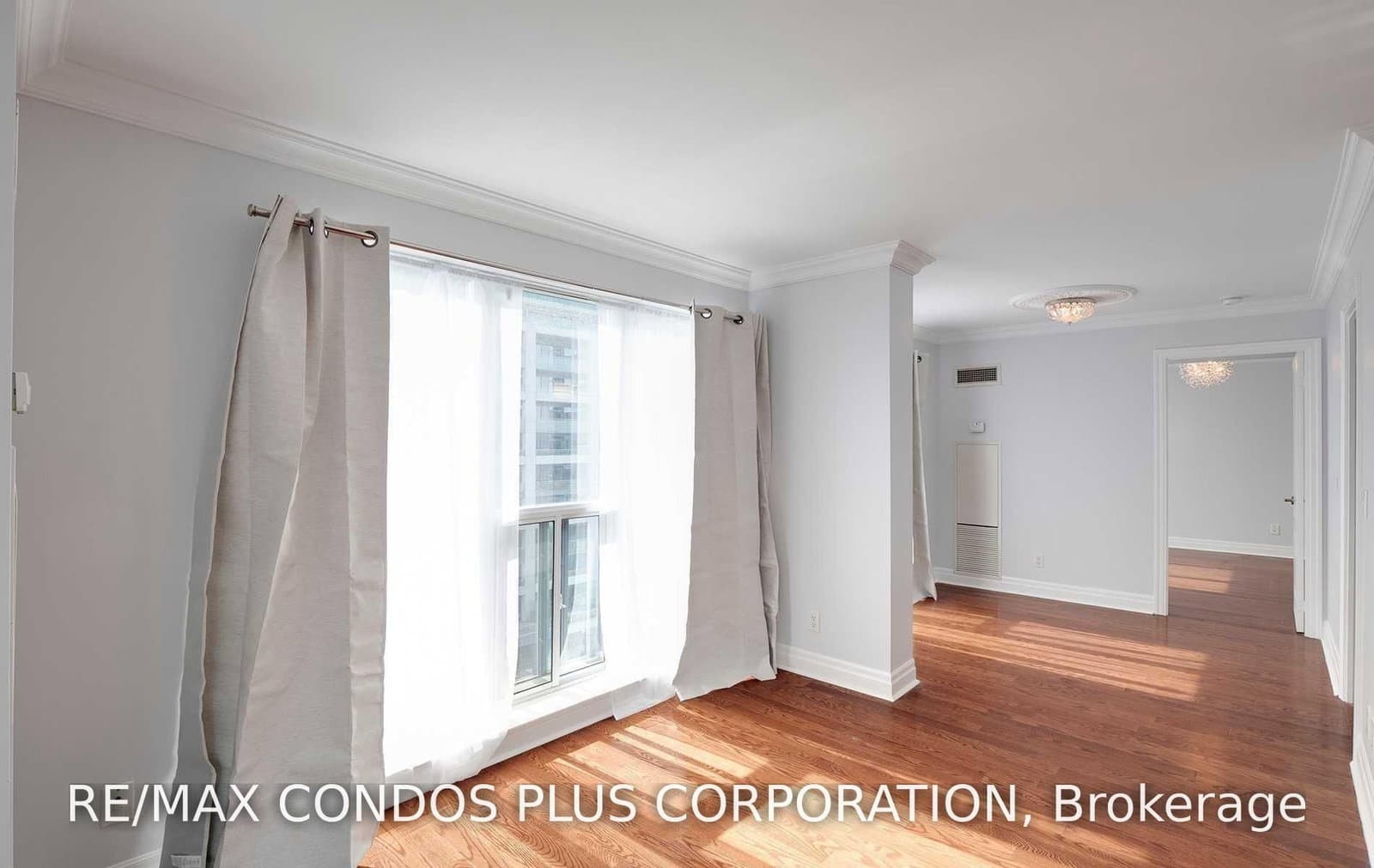 2121 Lakeshore Boulevard W, Unit 1212 thumbnail 12