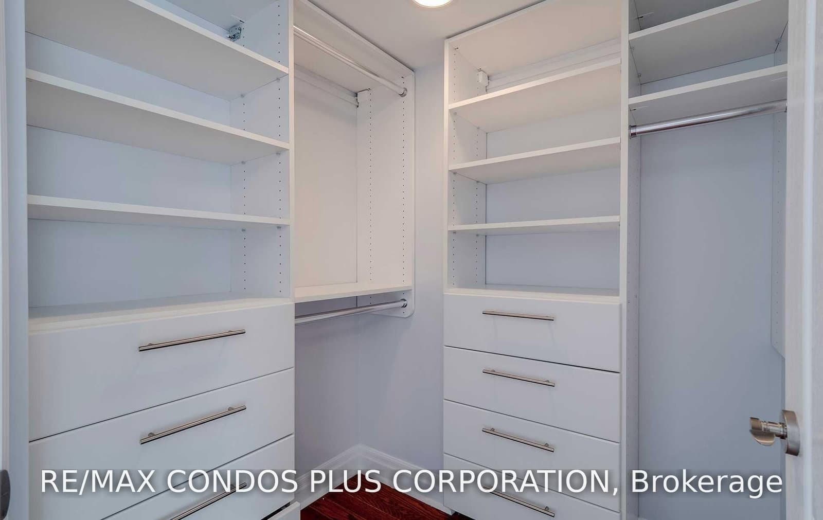 2121 Lakeshore Boulevard W, Unit 1212 thumbnail 9