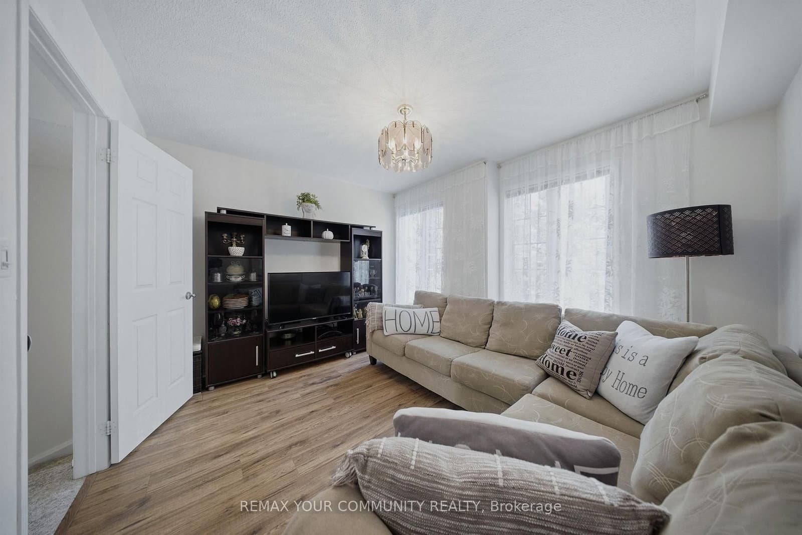 210 Manitoba Street, Unit 11 thumbnail 16