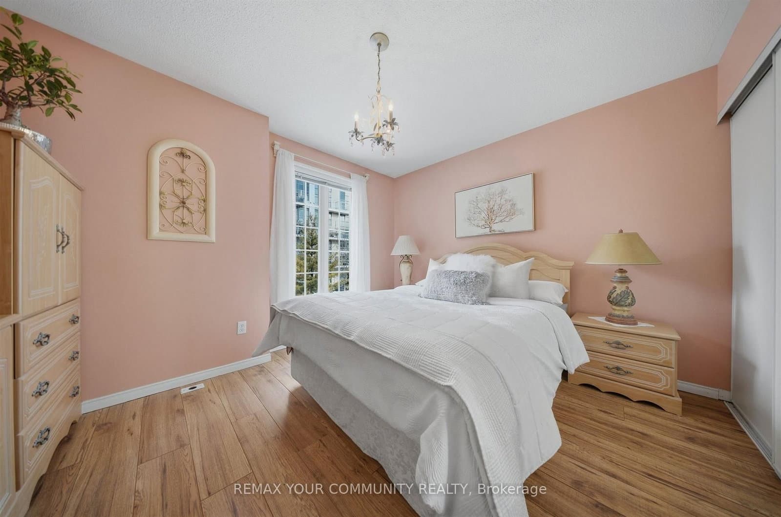 210 Manitoba Street, Unit 11 thumbnail 24