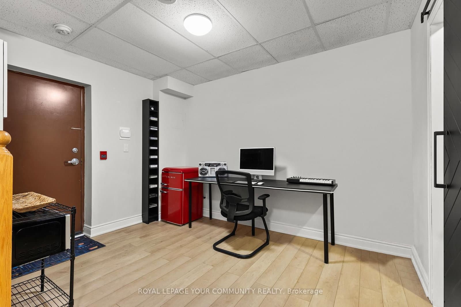 210 Manitoba Street, Unit 11 thumbnail 28