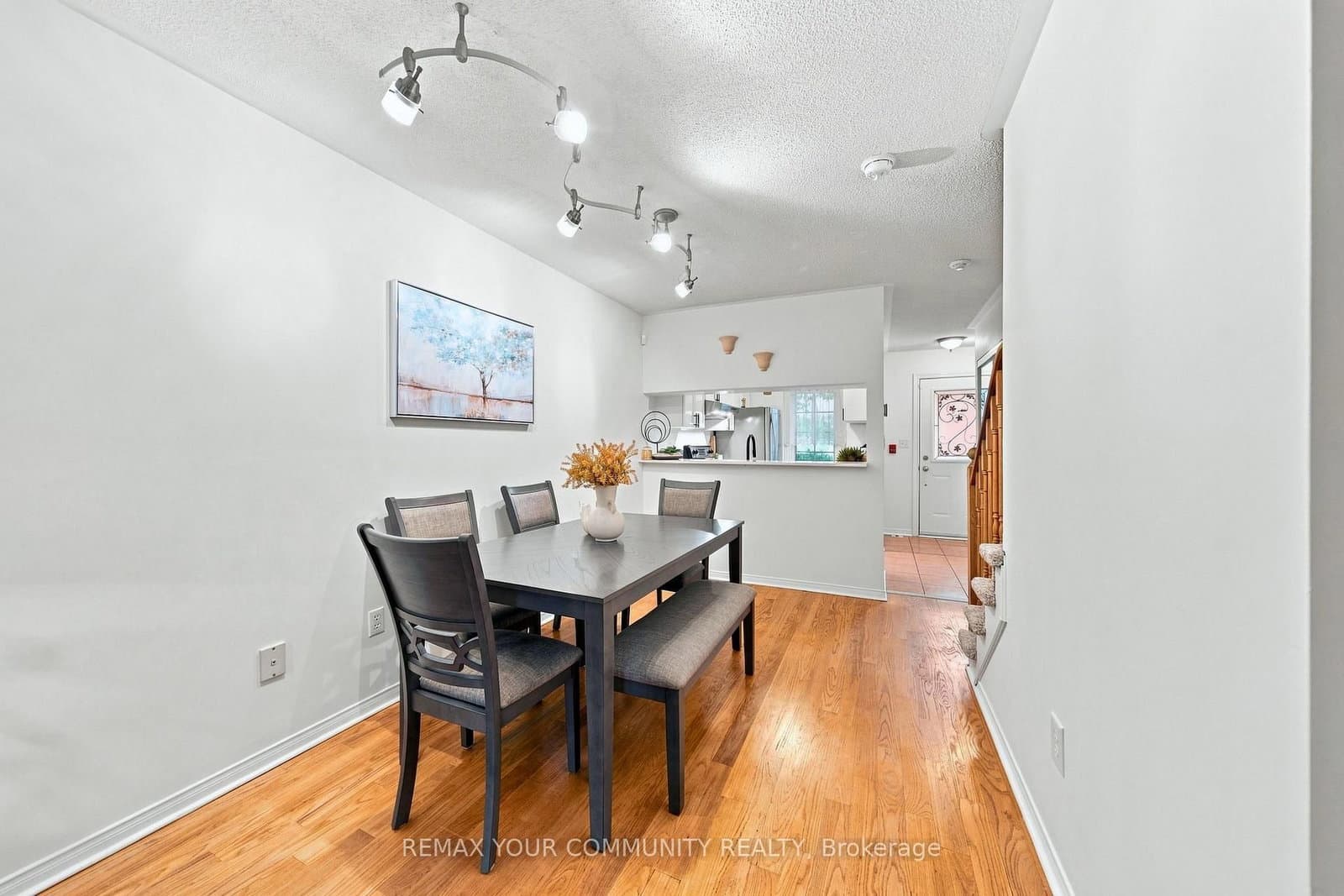 210 Manitoba Street, Unit 11 thumbnail 7