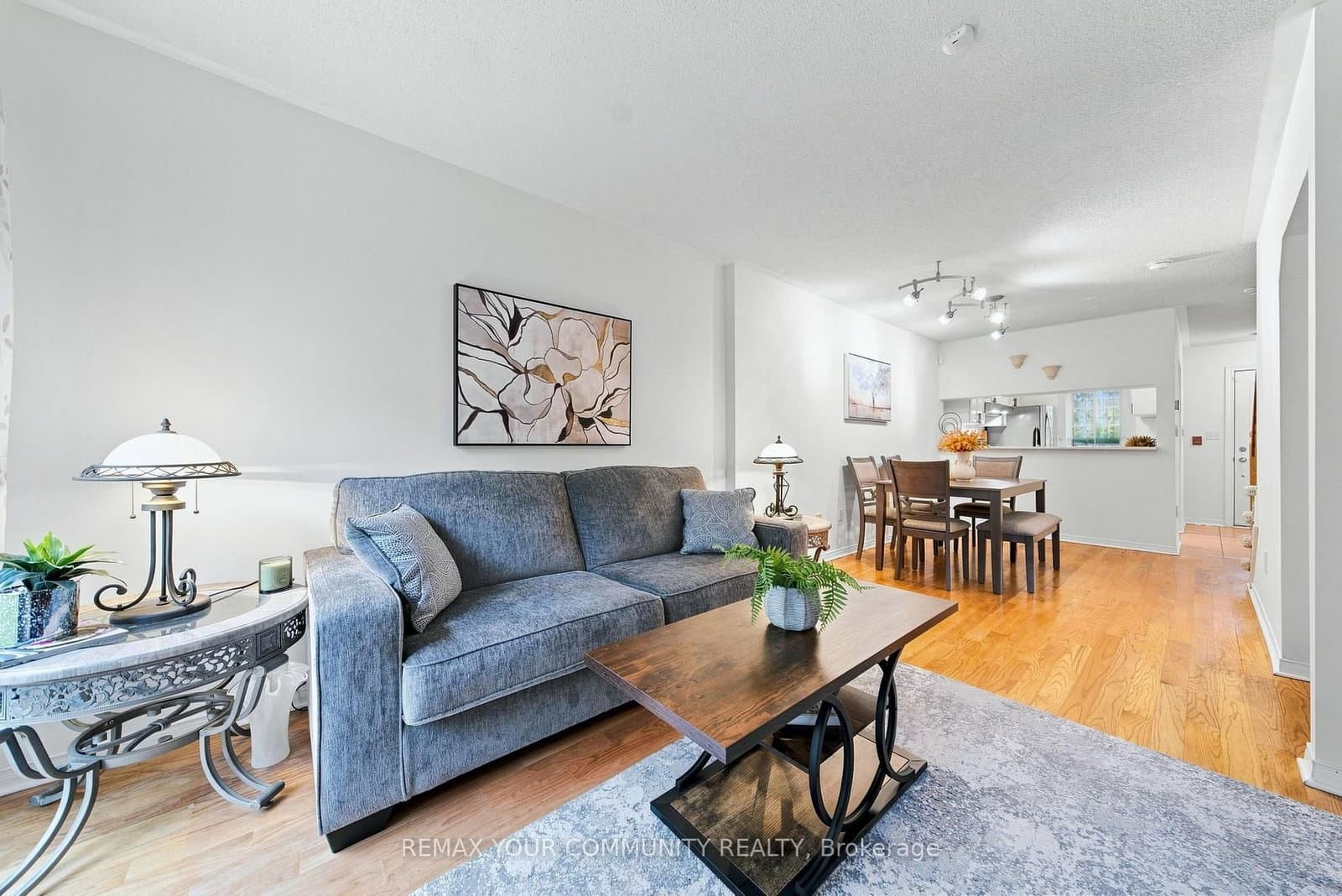 210 Manitoba Street, Unit 11 thumbnail 9