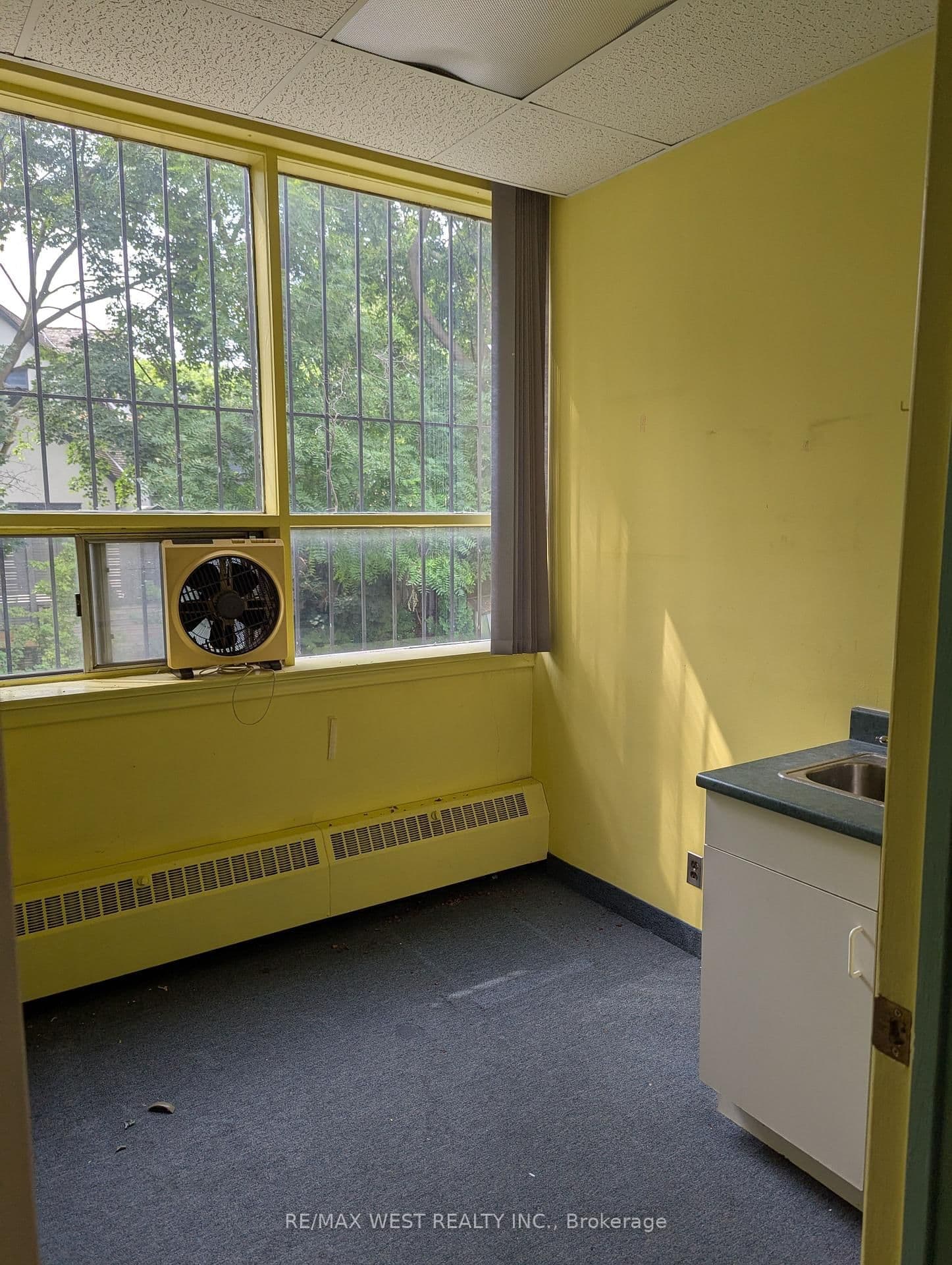 3269 Bloor Street W, Unit 205 thumbnail 6