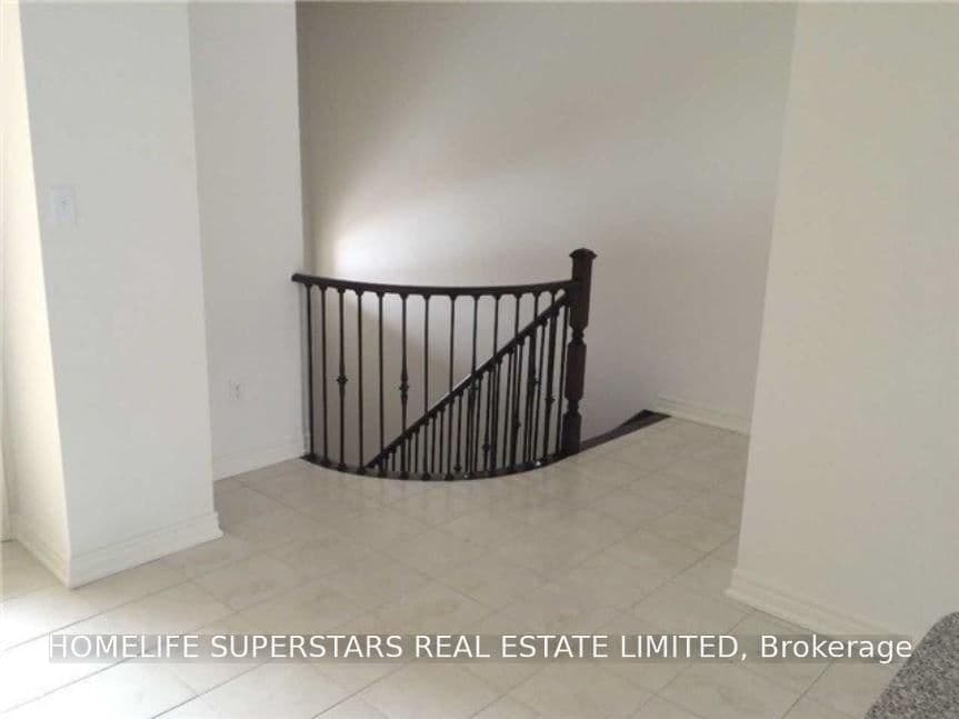 147 Inspire Boulevard, Unit 1 thumbnail 3