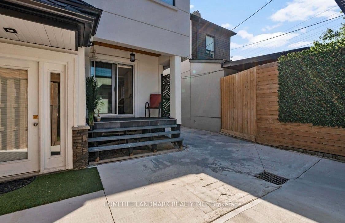 58 Carrick Avenue, Unit upper thumbnail 23
