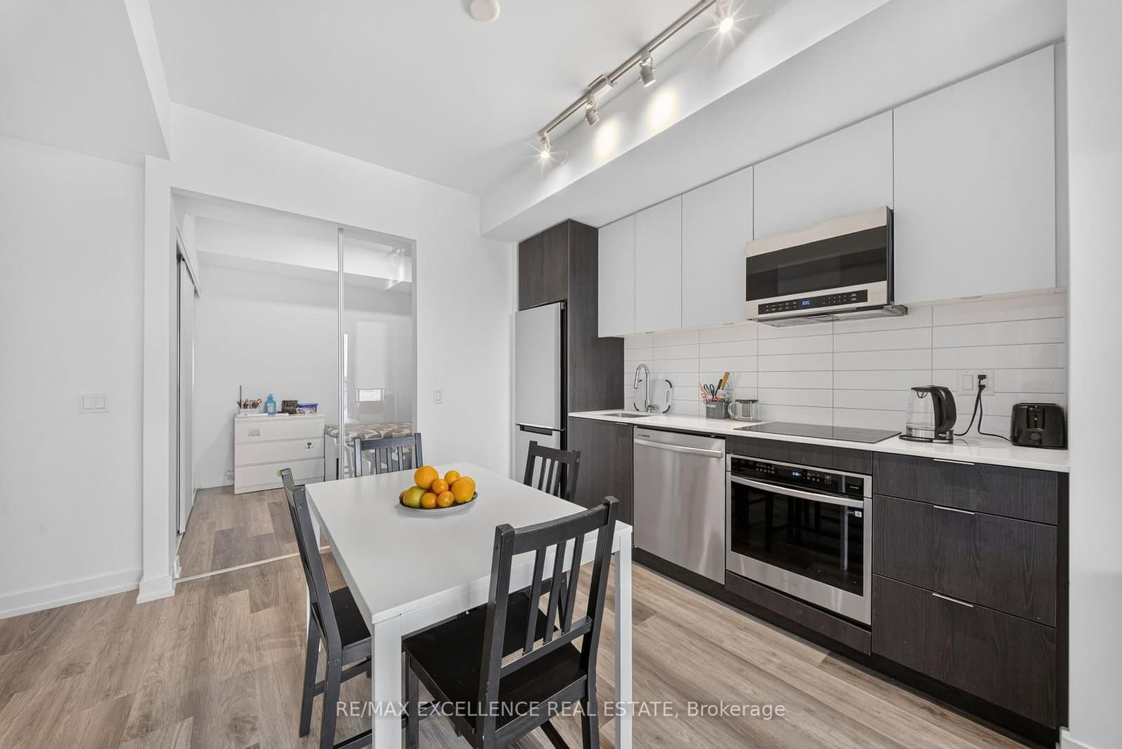 6 Chartwell Road, Unit 608 thumbnail 14